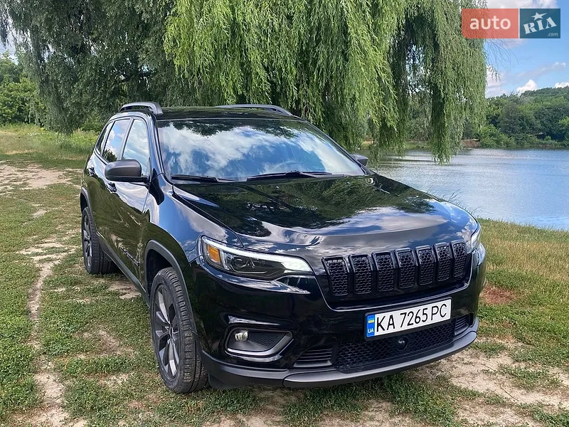 Jeep Cherokee