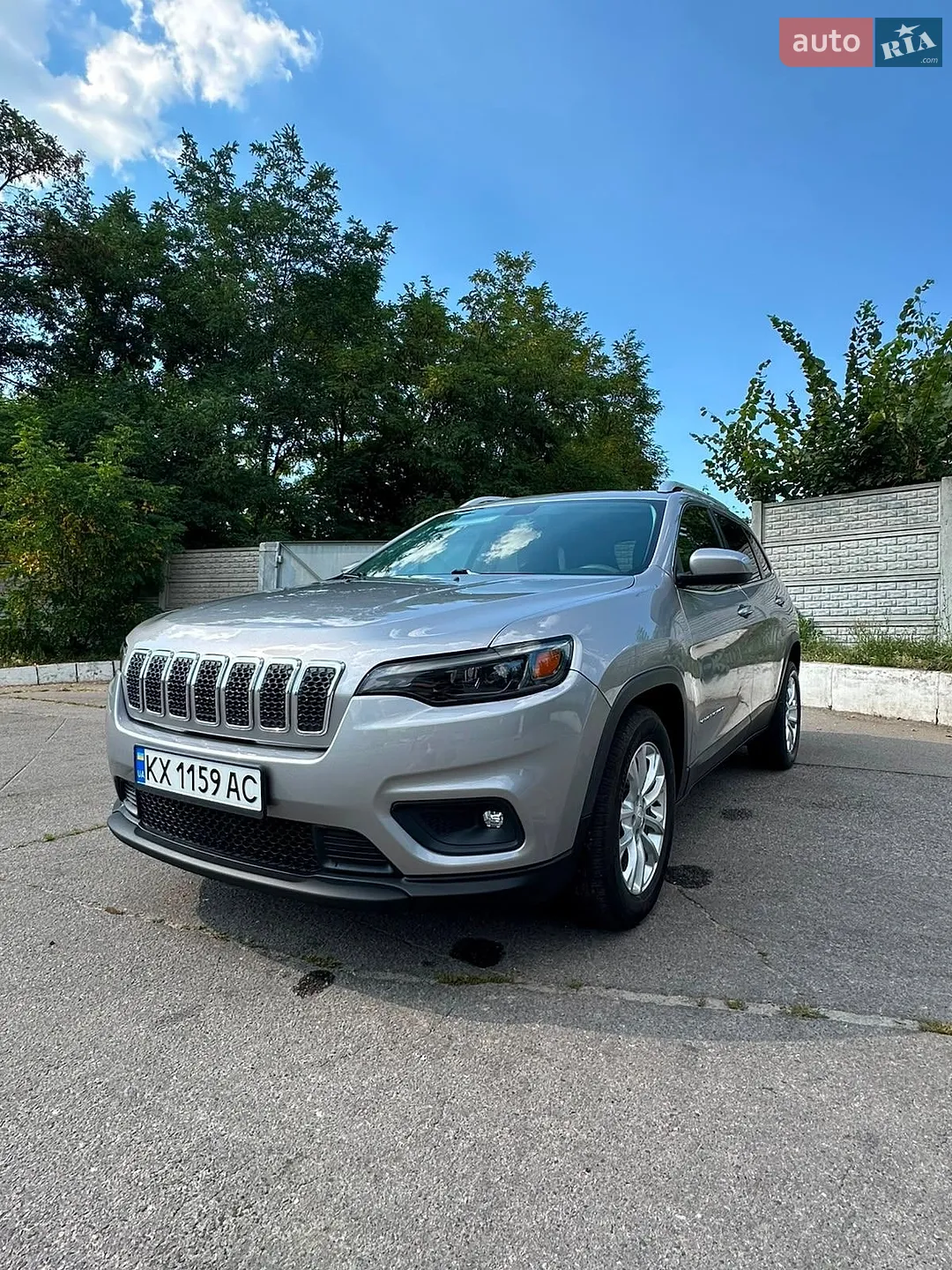 2019 Jeep Cherokee - фото 1