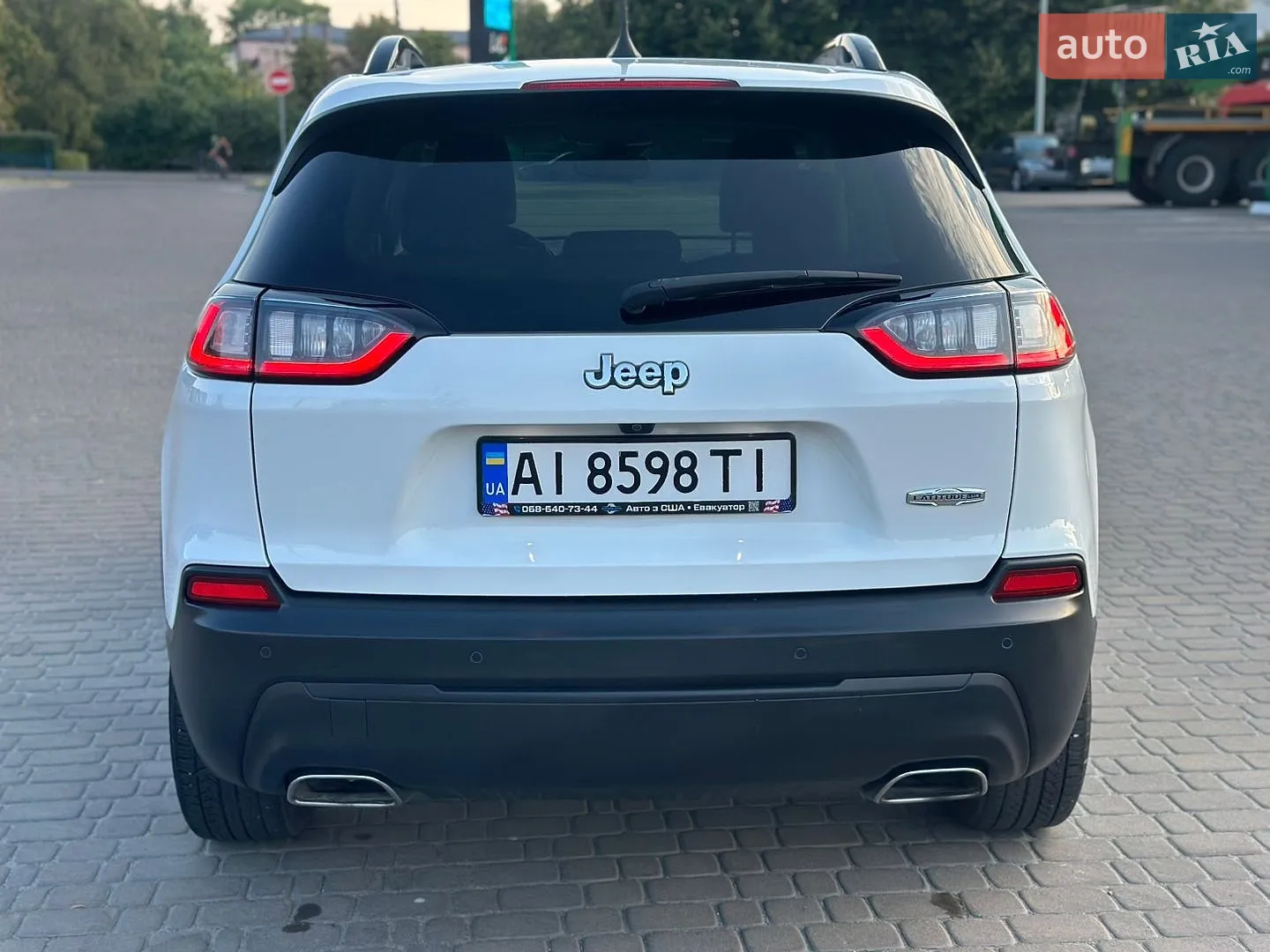 2022 Jeep Cherokee - мініатюра 11