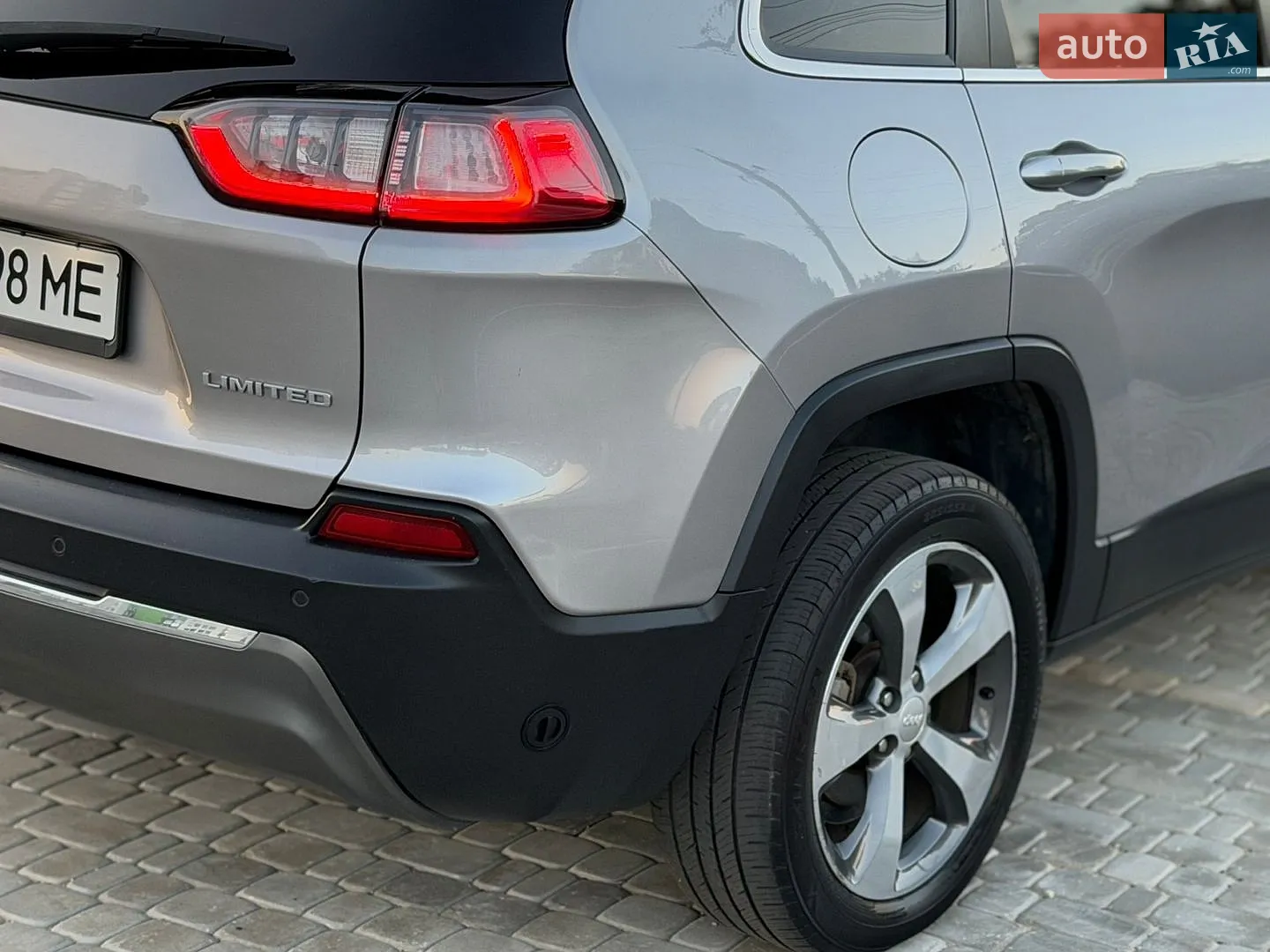 2019 Jeep Cherokee - мініатюра 6