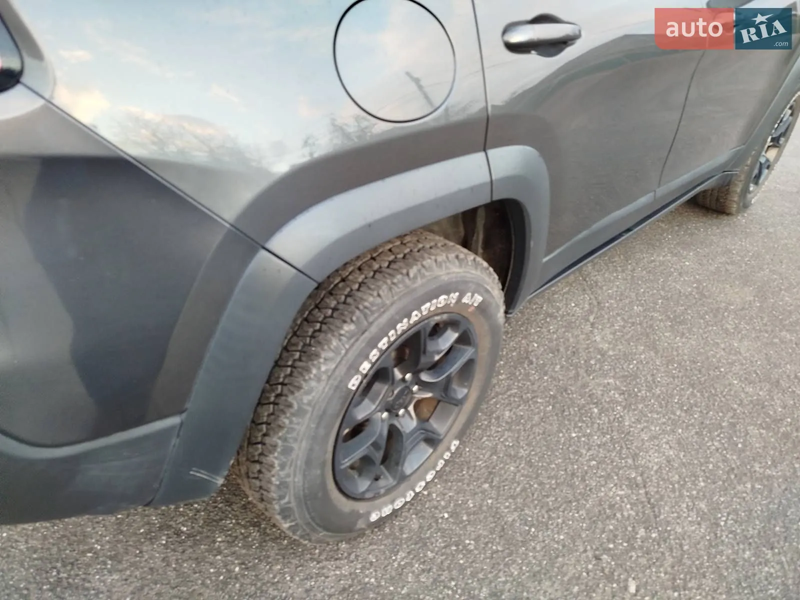 2022 Jeep Cherokee - мініатюра 10
