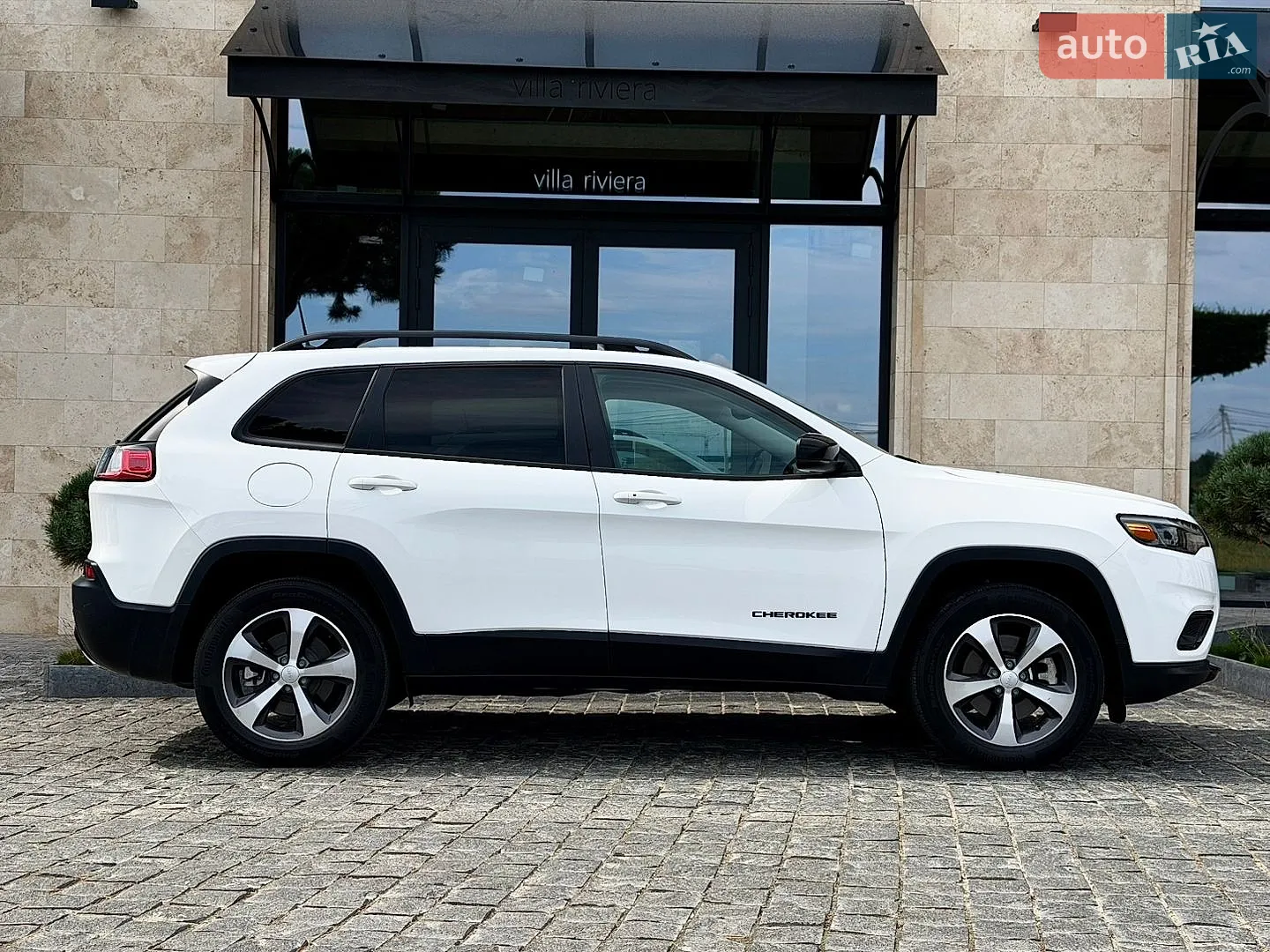 2022 Jeep Cherokee - мініатюра 7
