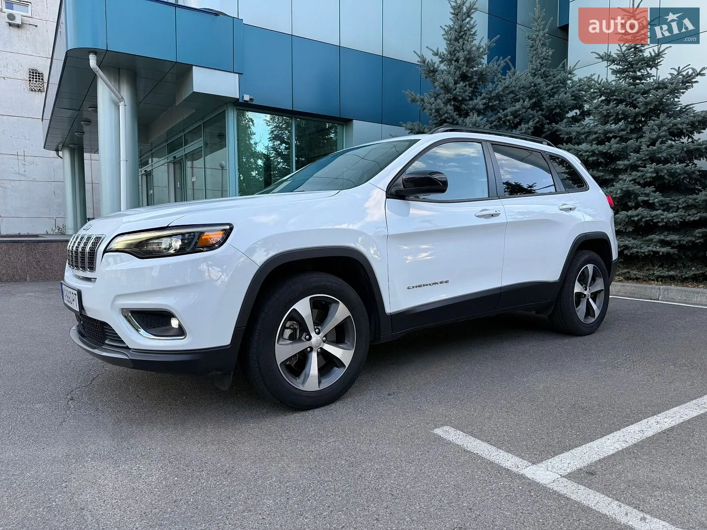 2022 Jeep Cherokee - мініатюра 5