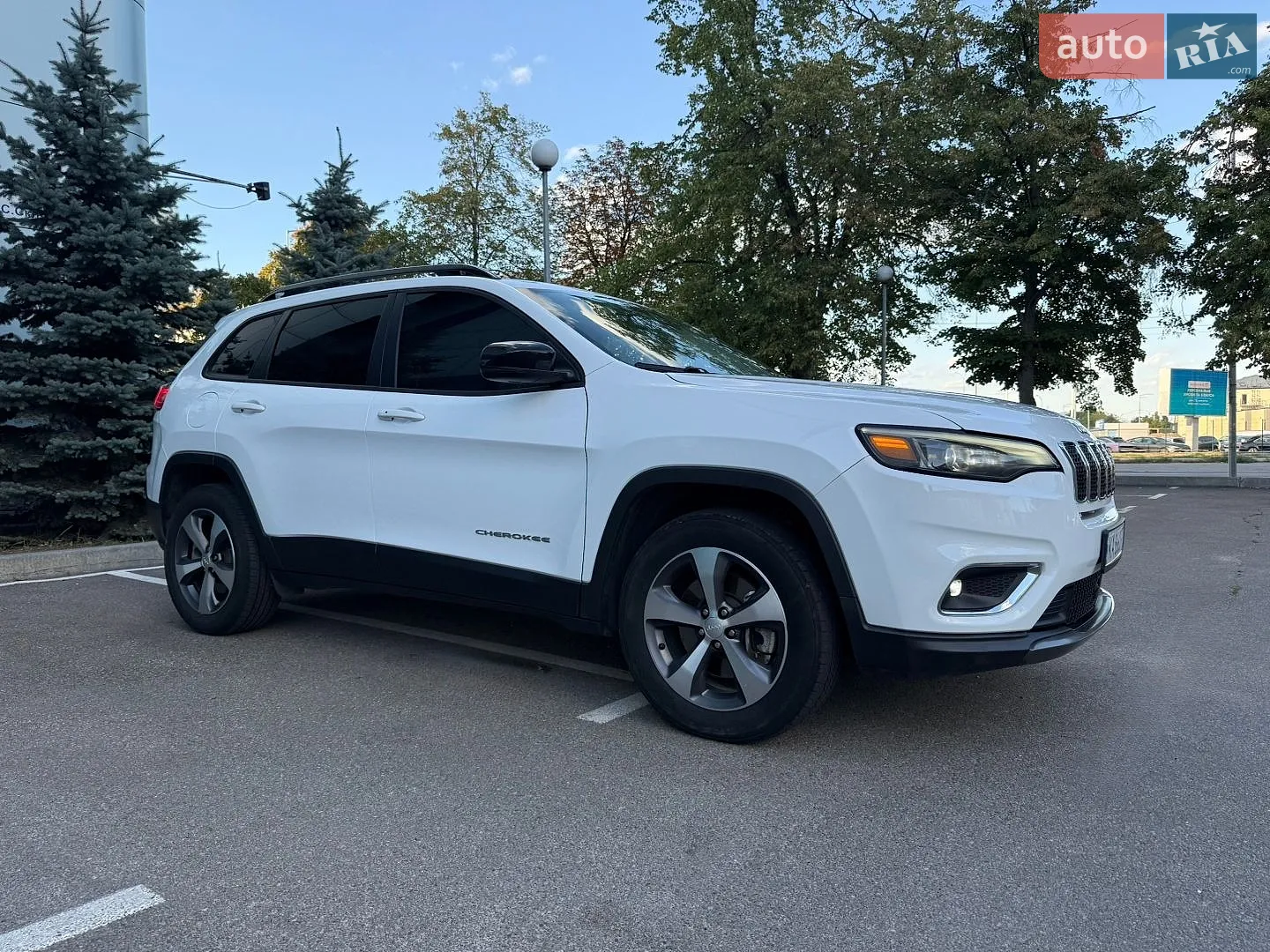 2022 Jeep Cherokee - мініатюра 6