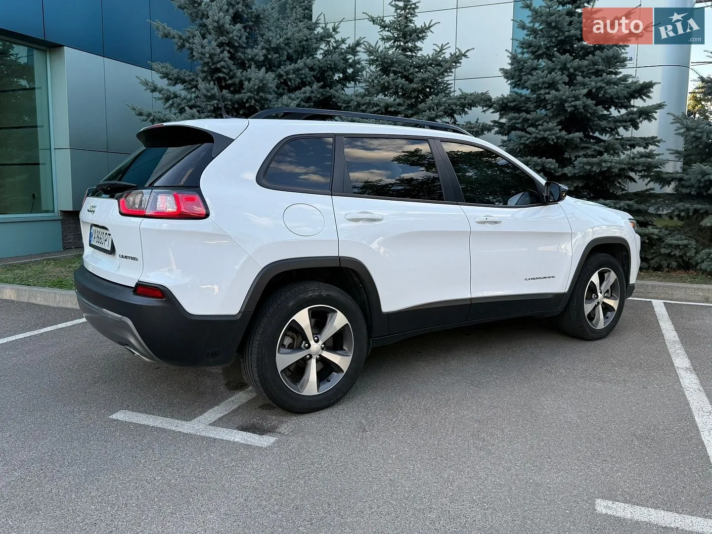 2022 Jeep Cherokee - мініатюра 16