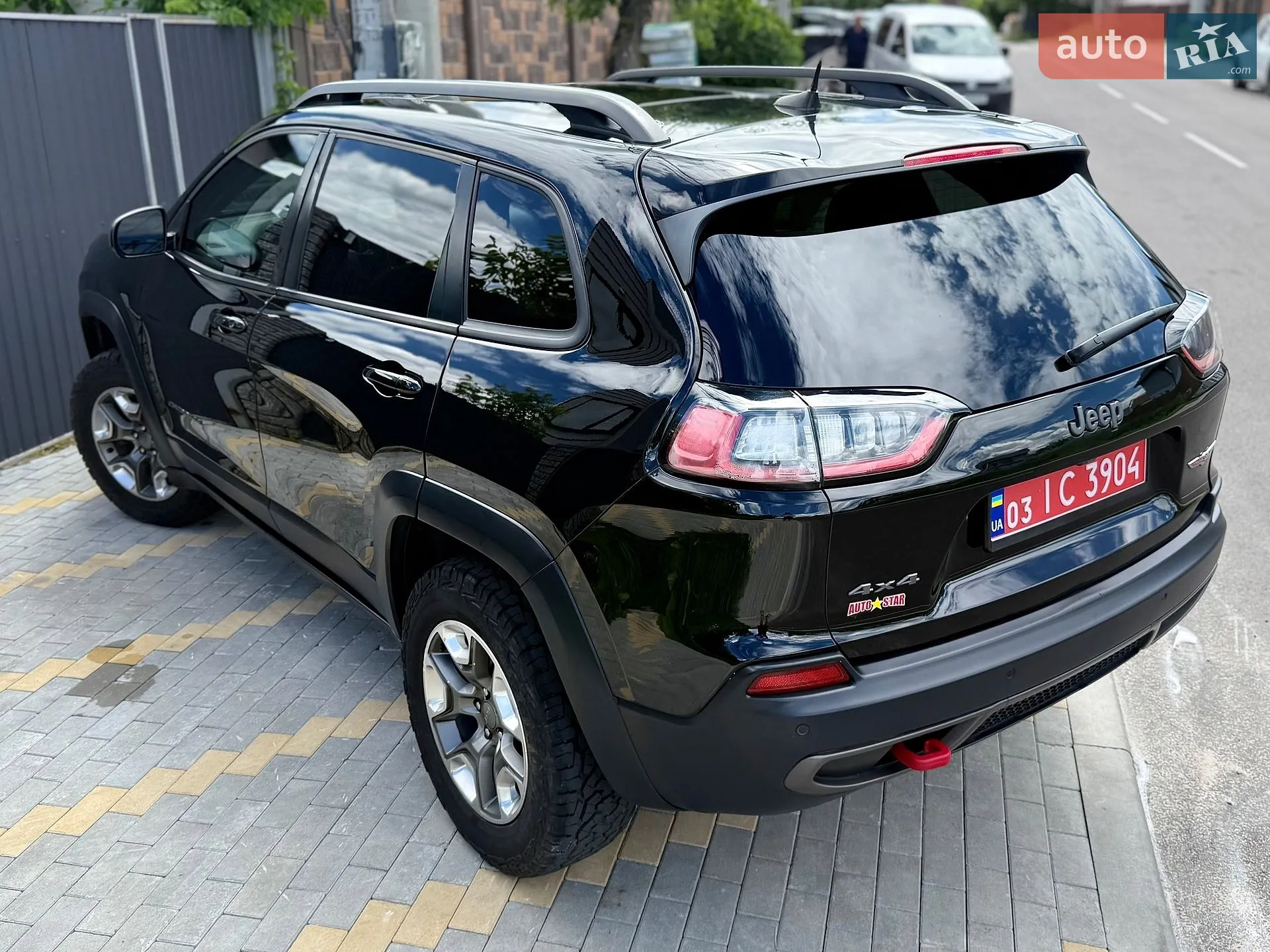 2018 Jeep Cherokee - мініатюра 20