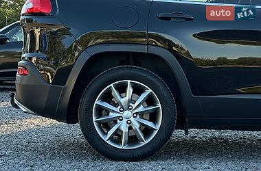 Внедорожник / Кроссовер Jeep Cherokee 2017 в Самборе