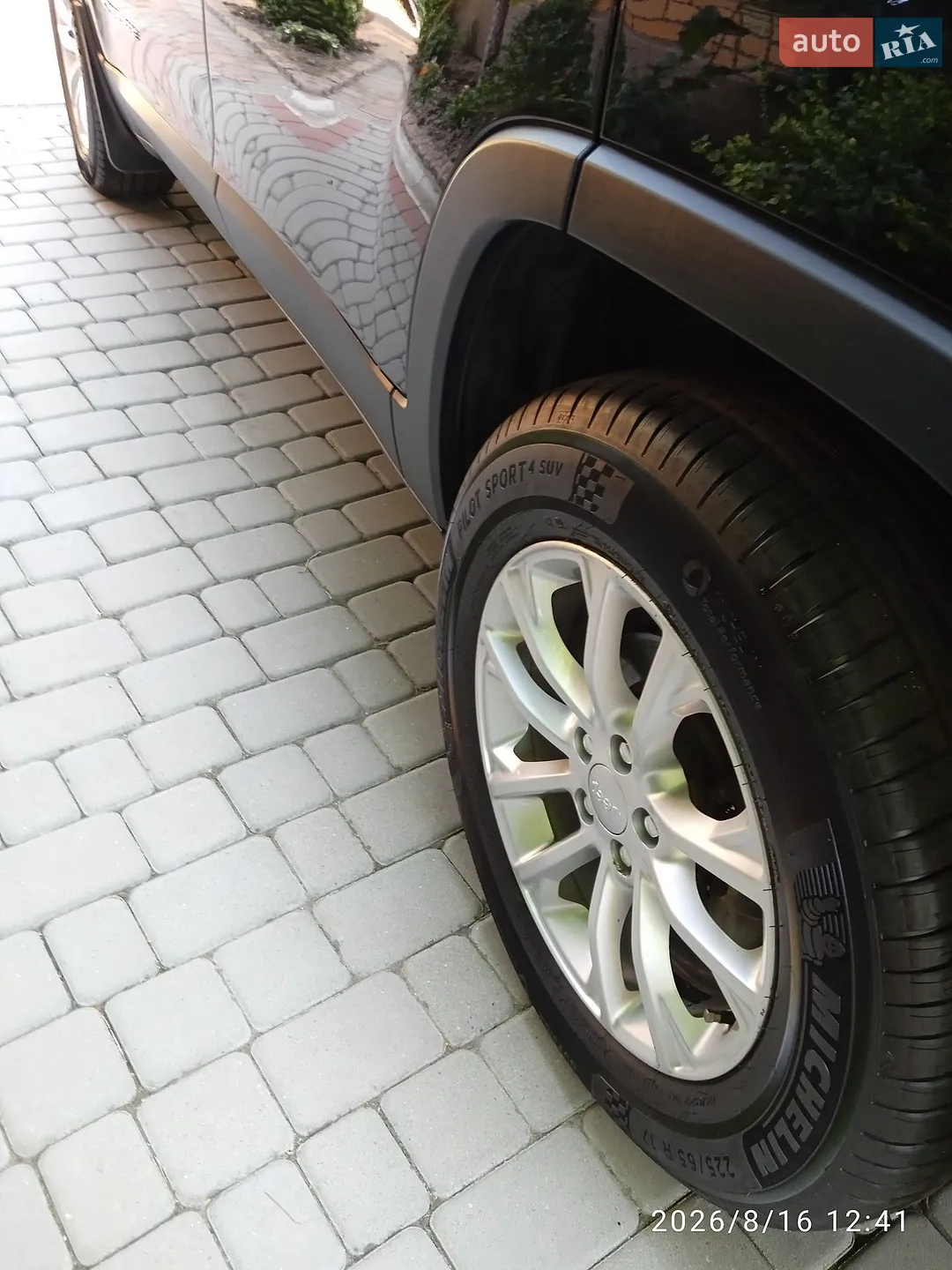 2019 Jeep Cherokee - мініатюра 11