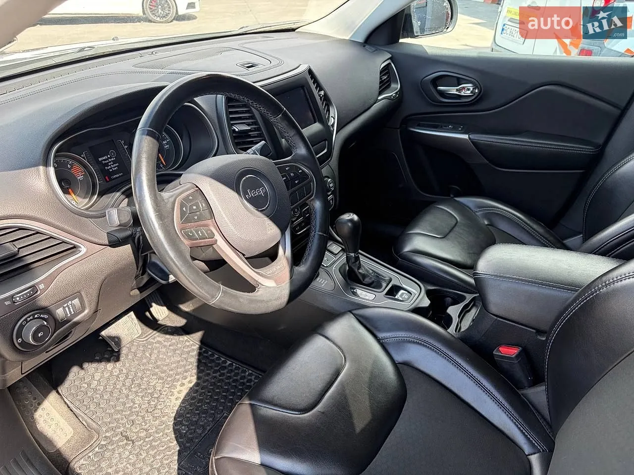 2019 Jeep Cherokee - мініатюра 11