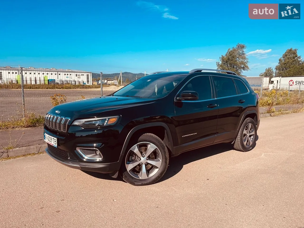 2019 Jeep Cherokee - мініатюра 23