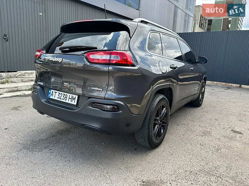 Jeep Cherokee 2016