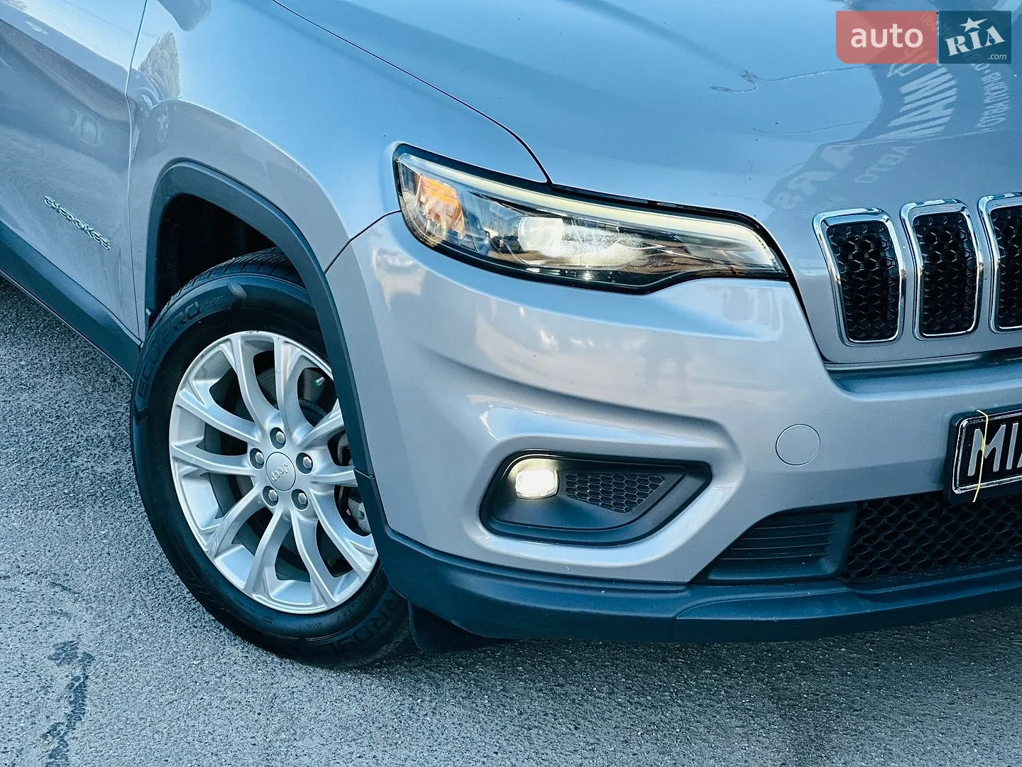 2018 Jeep Cherokee - мініатюра 3
