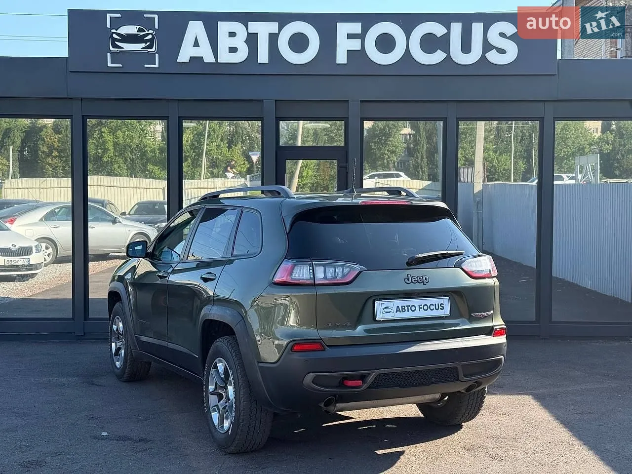 2019 Jeep Cherokee - мініатюра 8