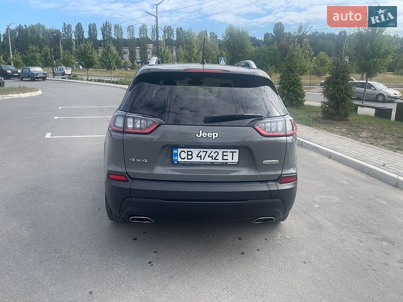Внедорожник / Кроссовер Jeep Cherokee 2021 в Чернигове