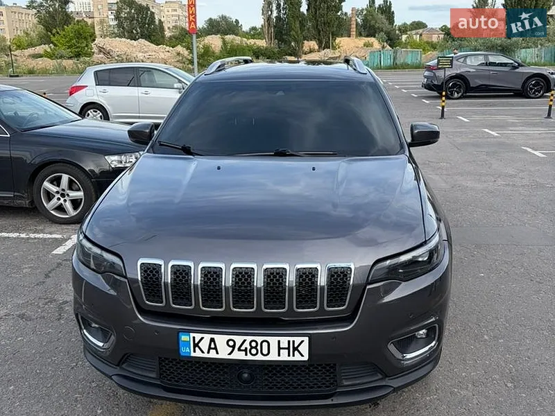 Jeep Cherokee
