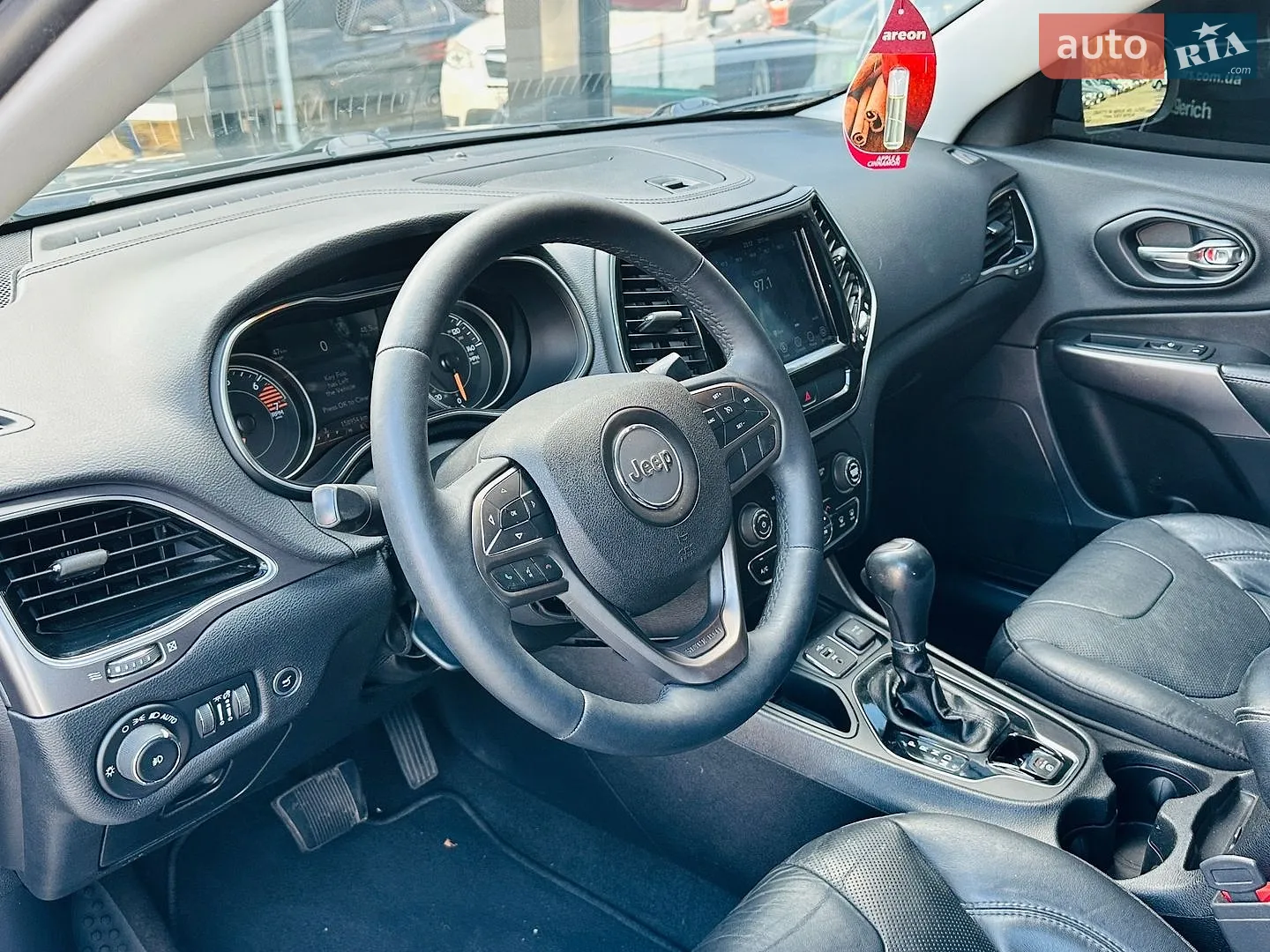 2019 Jeep Cherokee - мініатюра 15