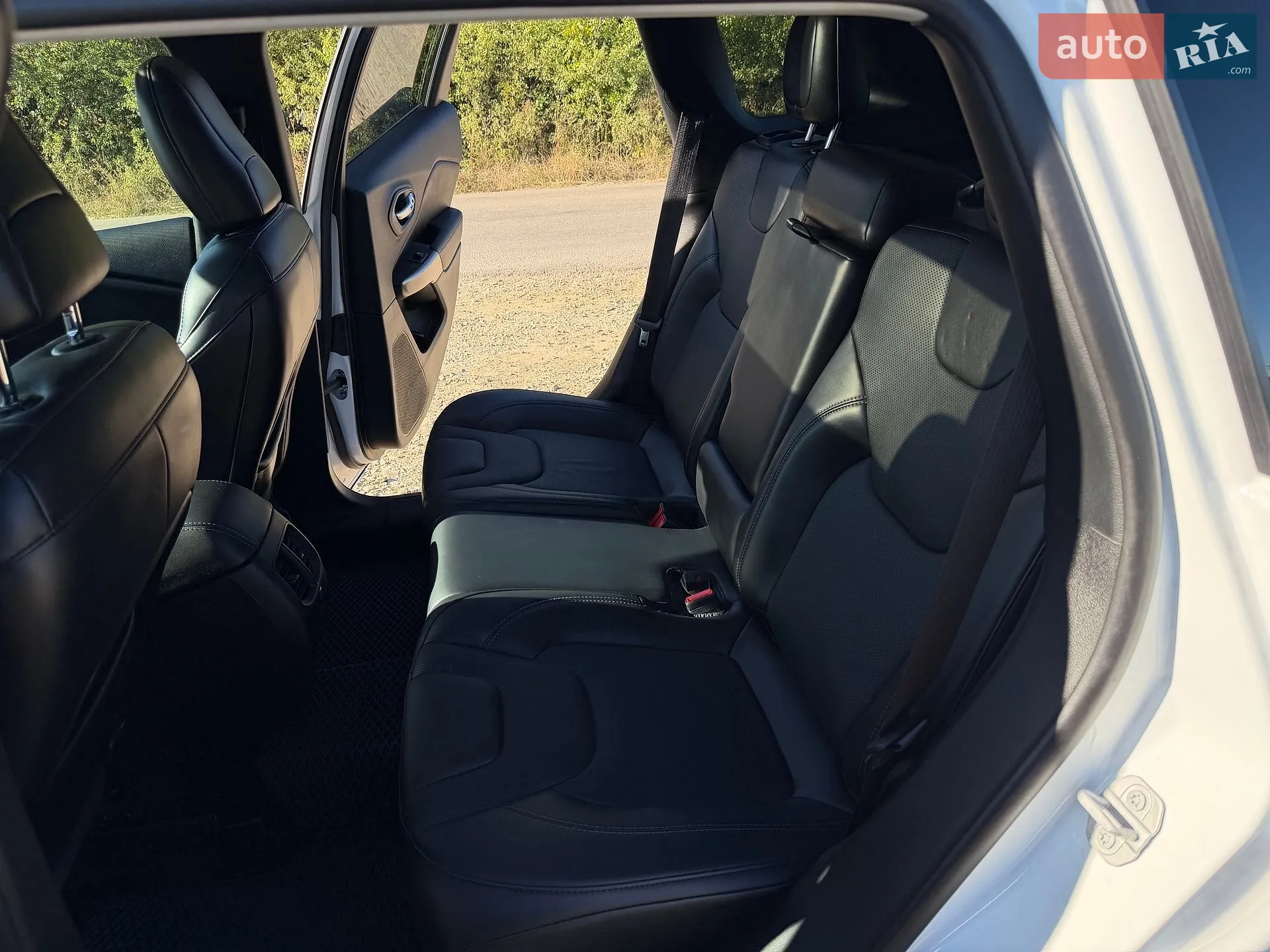 2021 Jeep Cherokee - мініатюра 13
