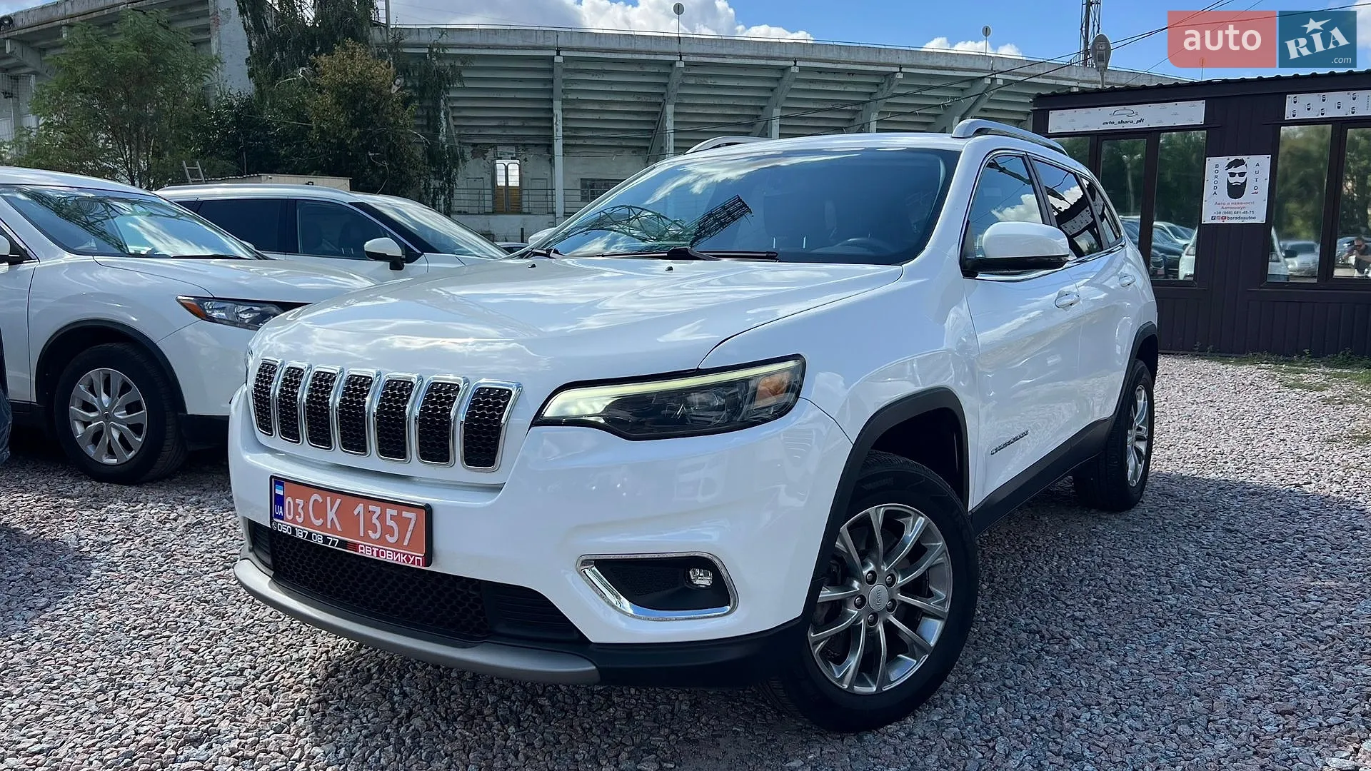 2019 Jeep Cherokee - фото 1