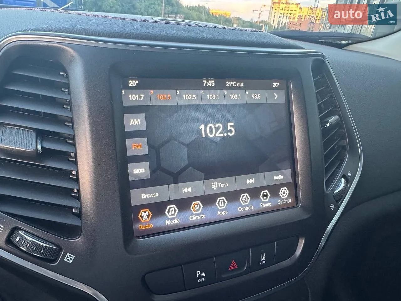 2021 Jeep Cherokee - мініатюра 27
