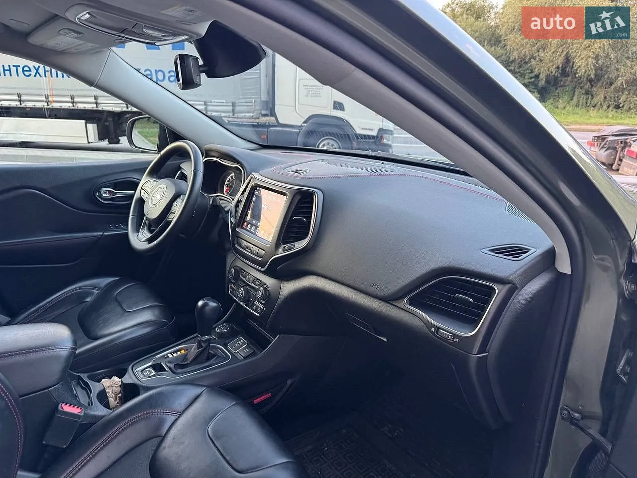 2021 Jeep Cherokee - мініатюра 32