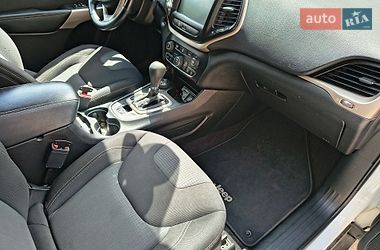 Внедорожник / Кроссовер Jeep Cherokee 2017 в Первомайске
