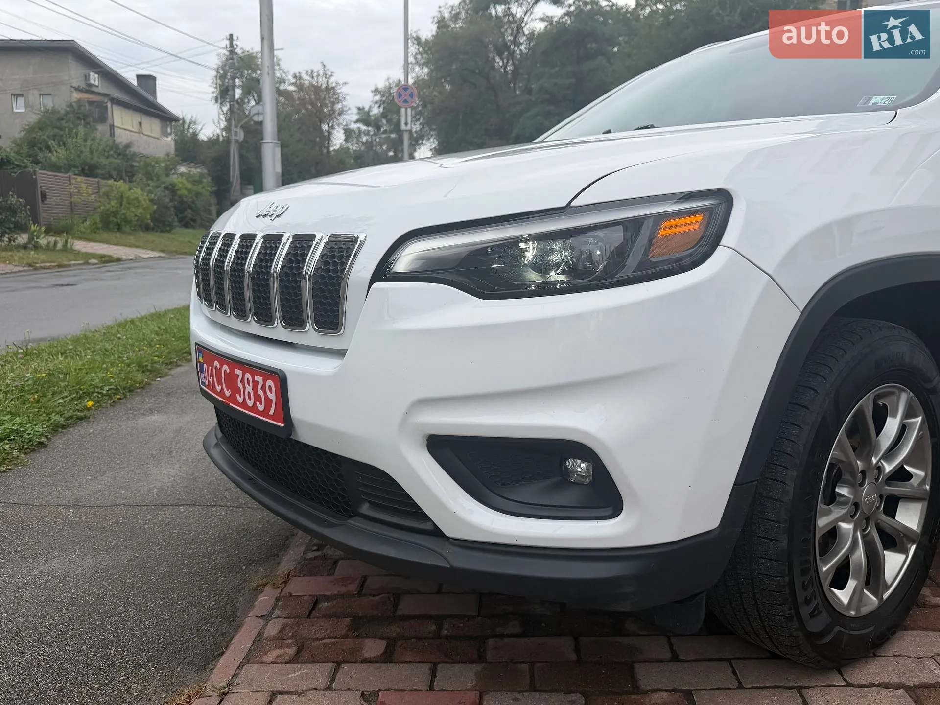 2019 Jeep Cherokee - мініатюра 7
