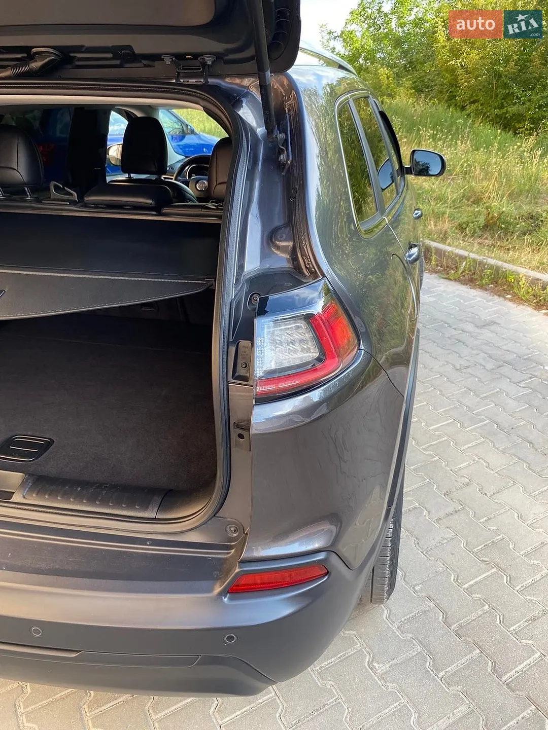 2019 Jeep Cherokee - мініатюра 15