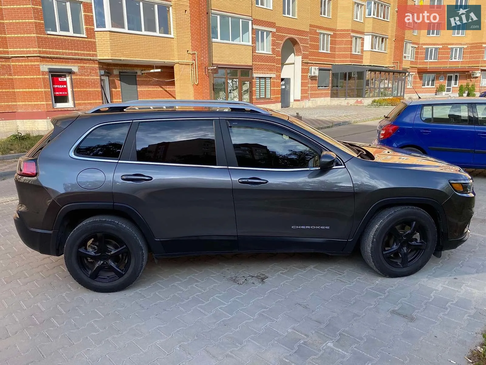 2019 Jeep Cherokee - мініатюра 8