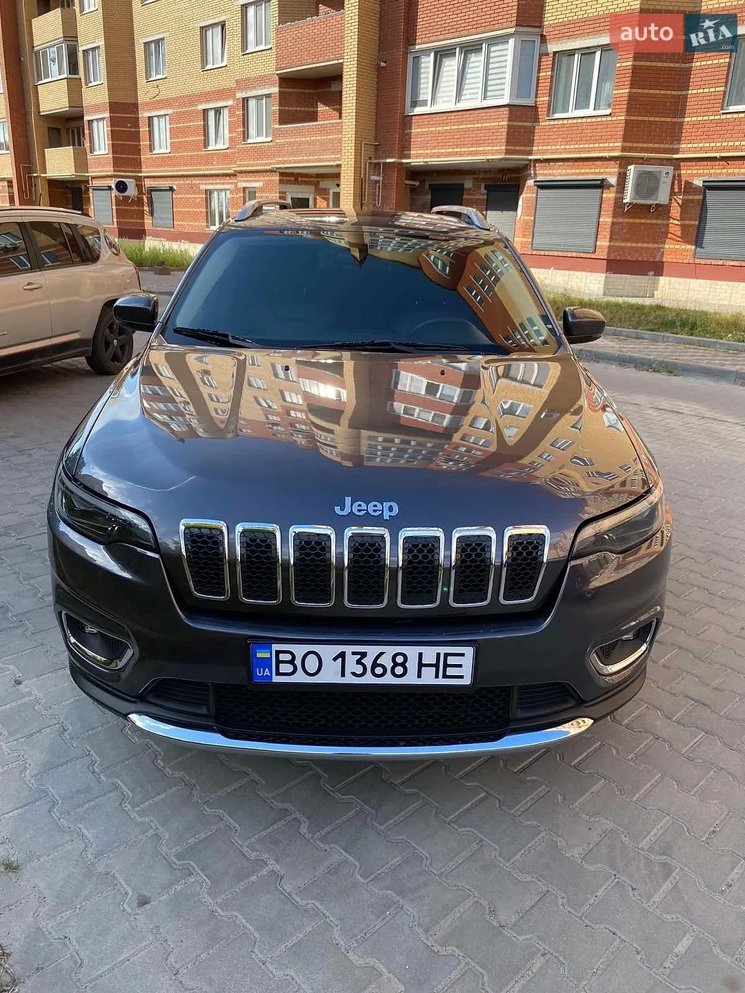 2019 Jeep Cherokee - фото 1
