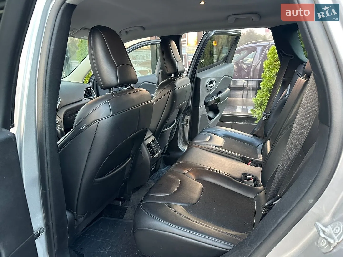 2021 Jeep Cherokee - мініатюра 16