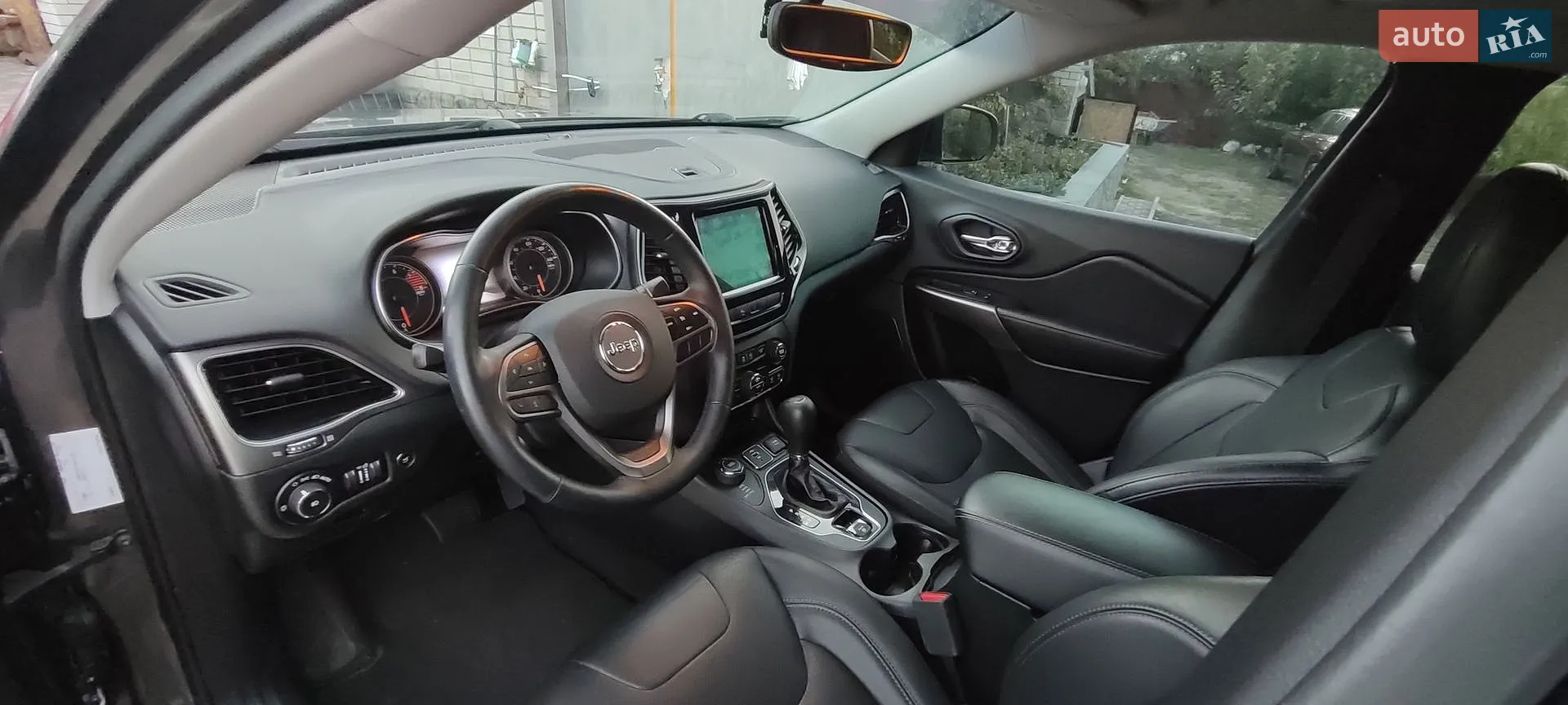 2019 Jeep Cherokee - мініатюра 29