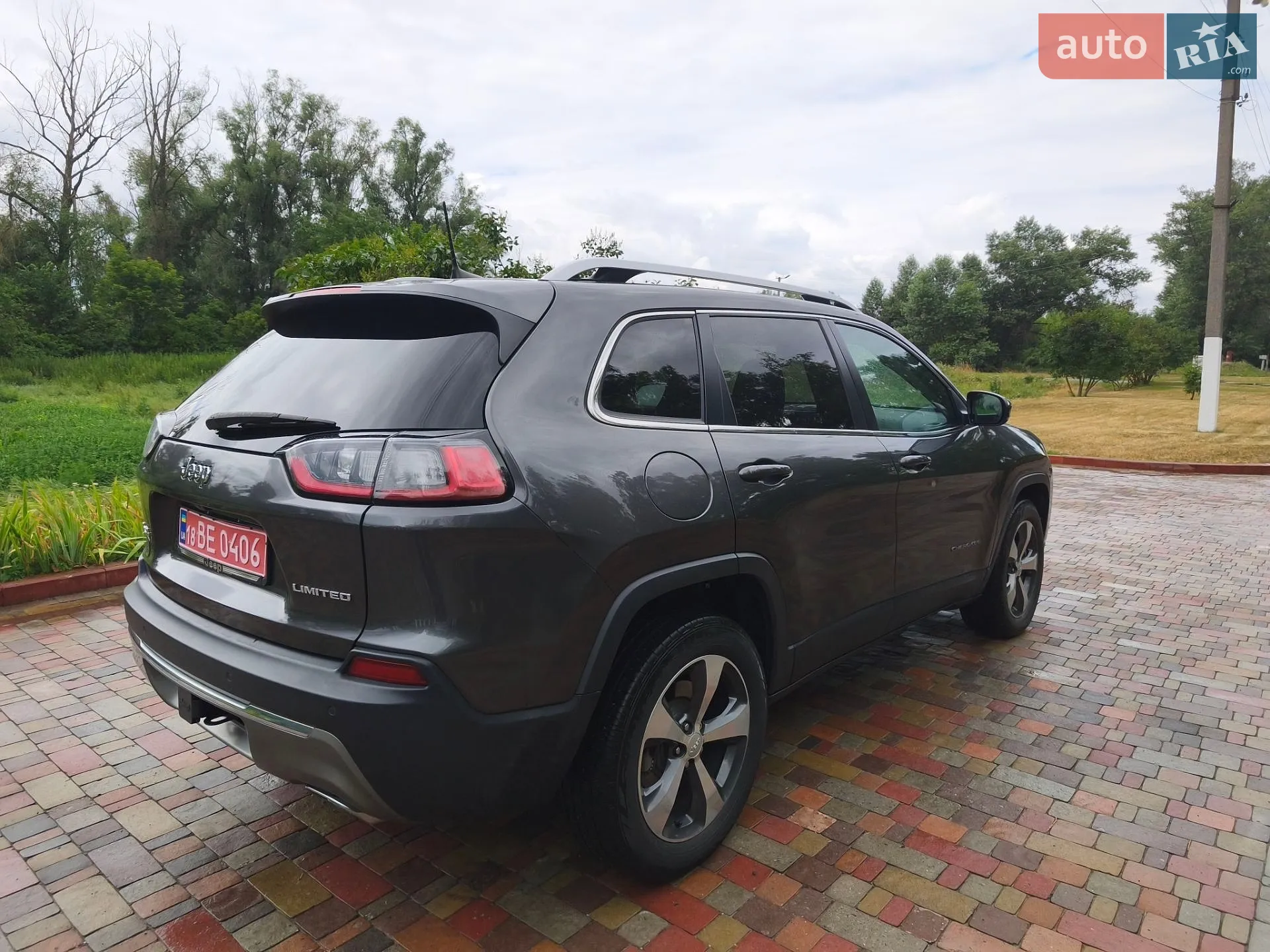 2019 Jeep Cherokee - мініатюра 7