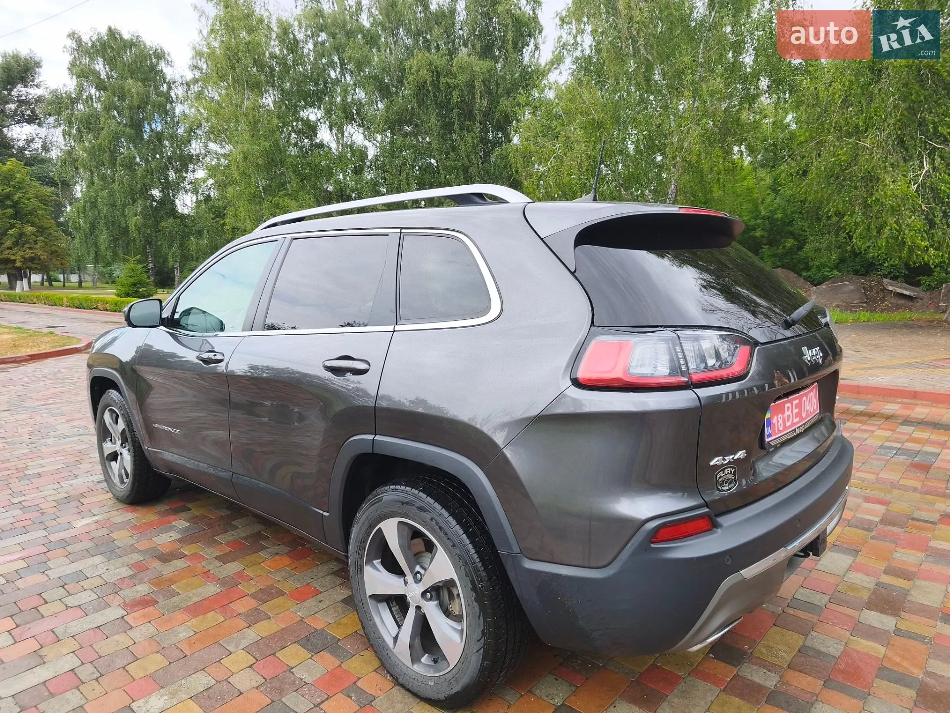 2019 Jeep Cherokee - мініатюра 4