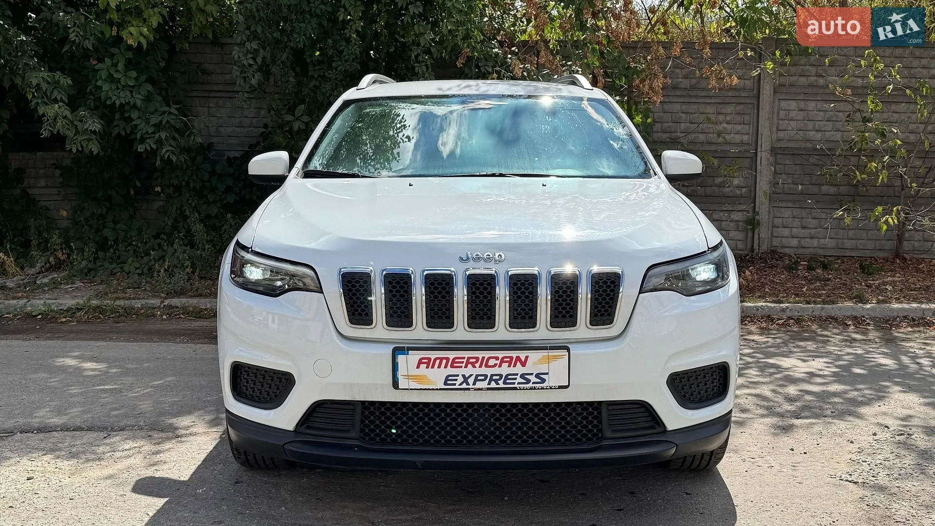 2020 Jeep Cherokee - мініатюра 2