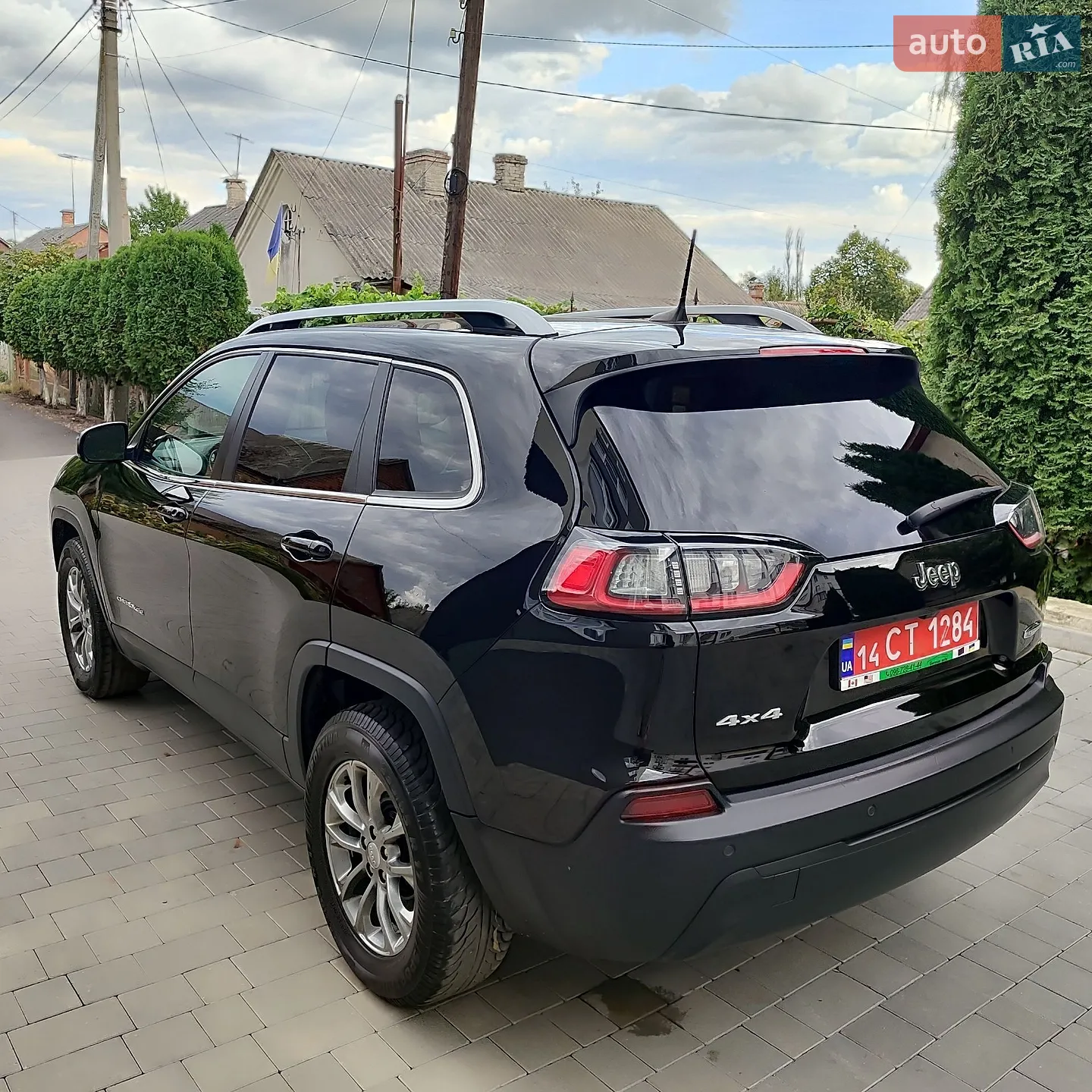 2019 Jeep Cherokee - мініатюра 14