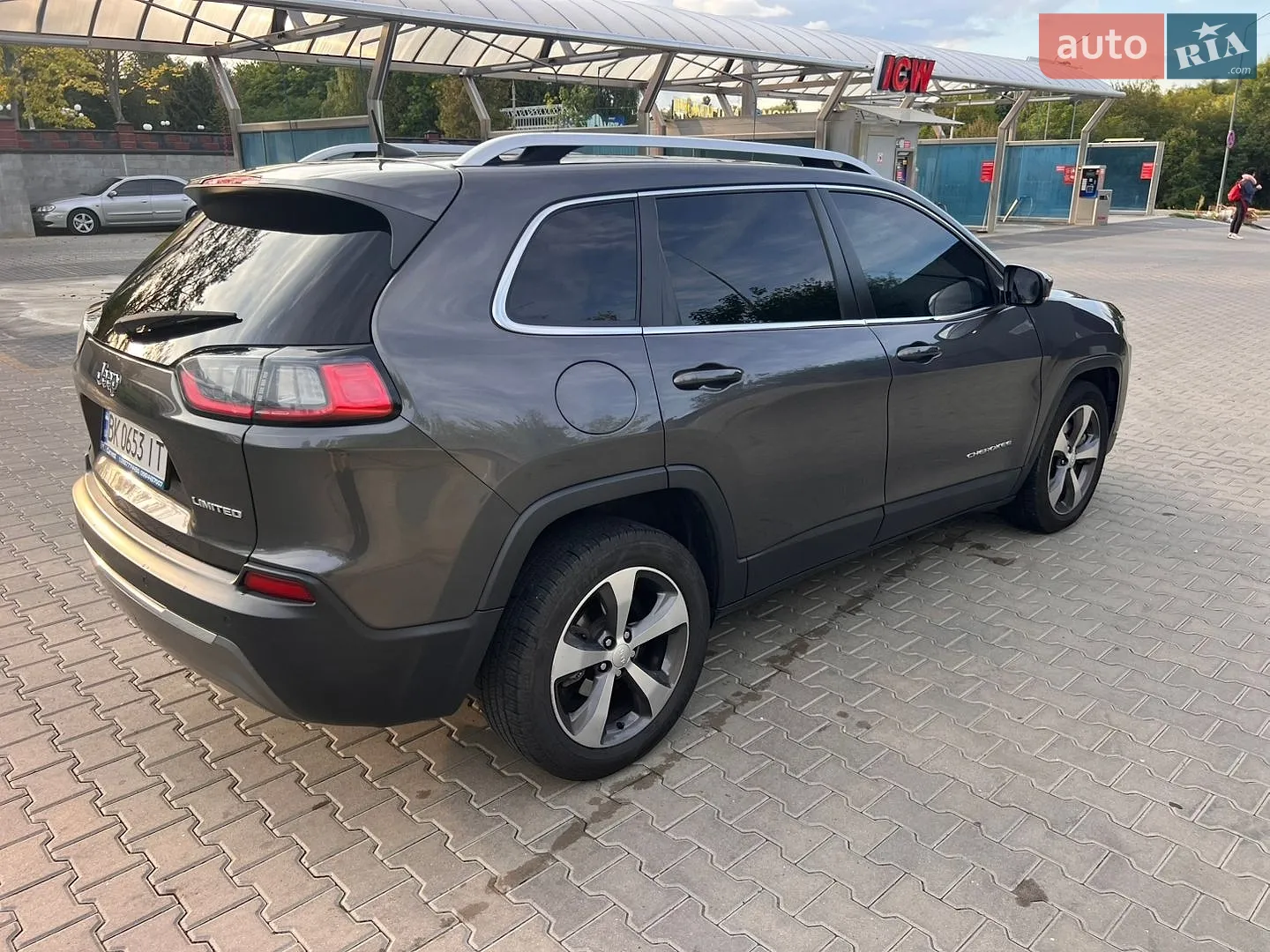 2019 Jeep Cherokee - мініатюра 4