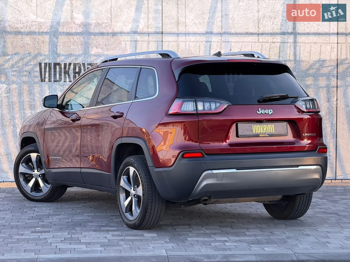2019 Jeep Cherokee - мініатюра 15