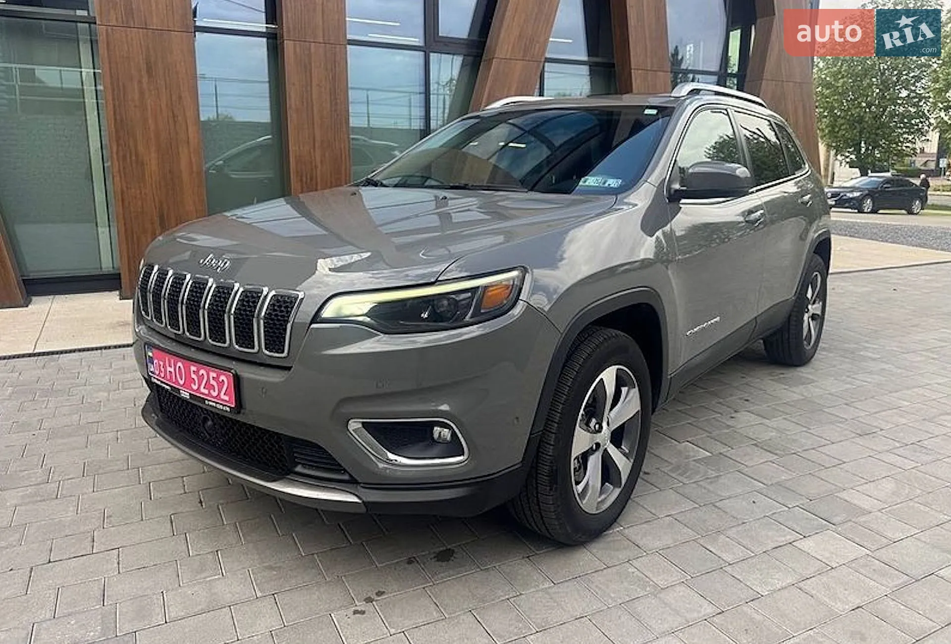 2021 Jeep Cherokee - мініатюра 2