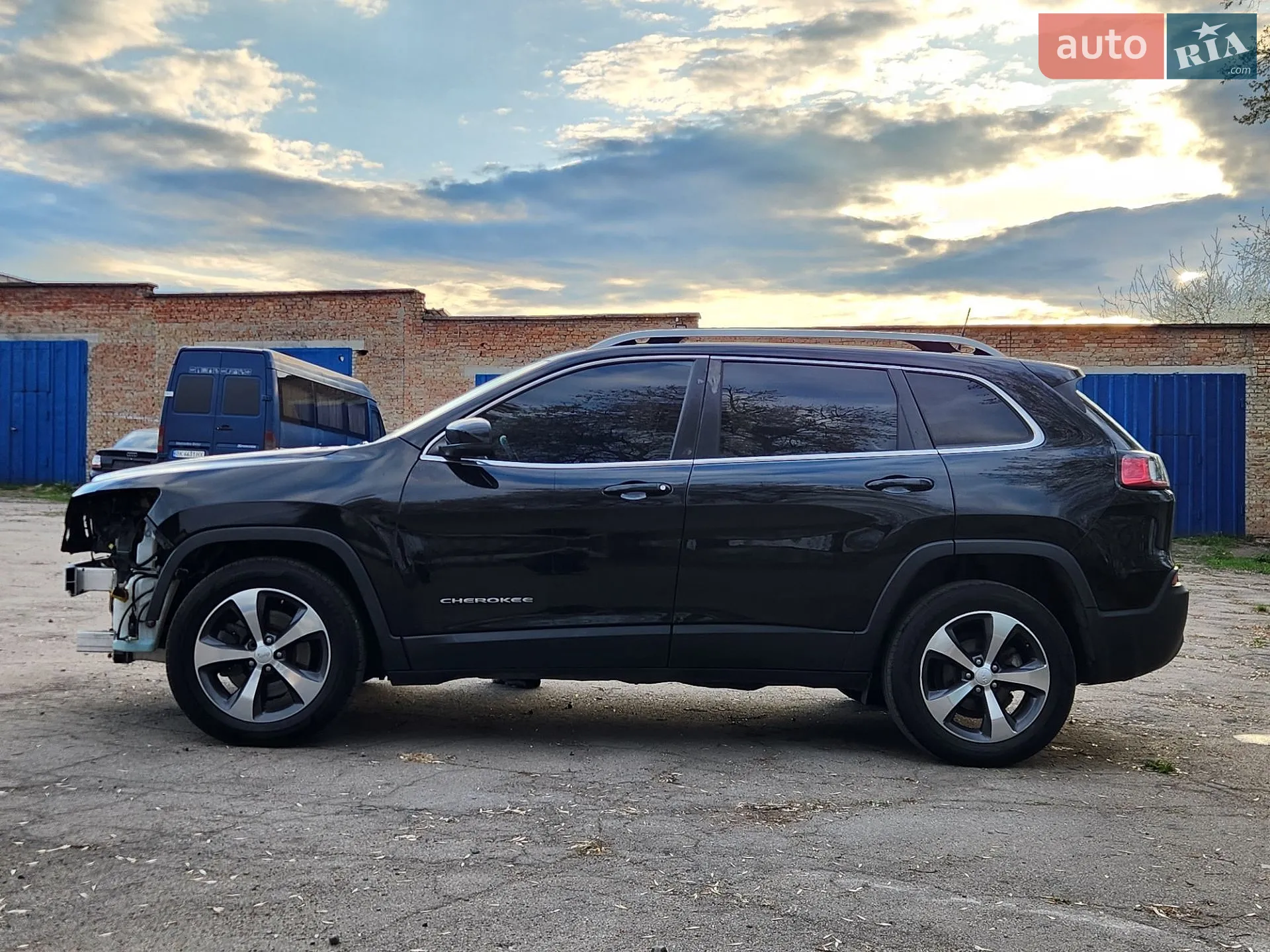 2018 Jeep Cherokee - мініатюра 11