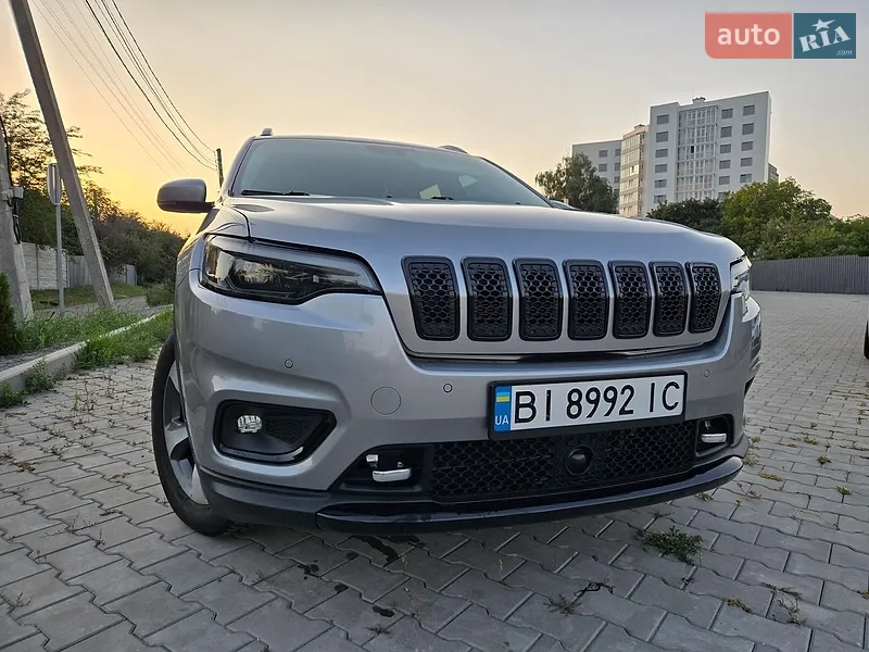 Jeep Cherokee 2021