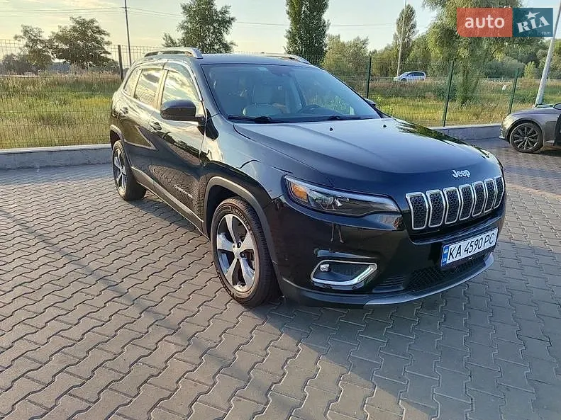 Jeep Cherokee
