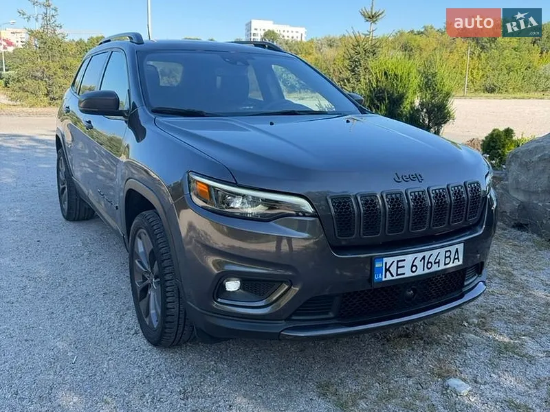 Jeep Cherokee