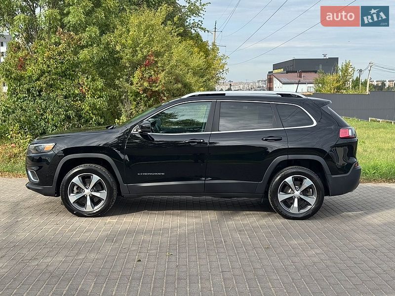 Внедорожник / Кроссовер Jeep Cherokee 2018 в Виннице
