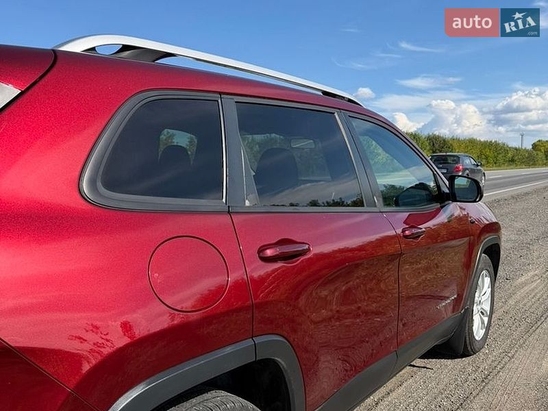 Внедорожник / Кроссовер Jeep Cherokee 2020 в Хмельницком