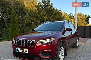 Внедорожник / Кроссовер Jeep Cherokee 2020 в Хмельницком