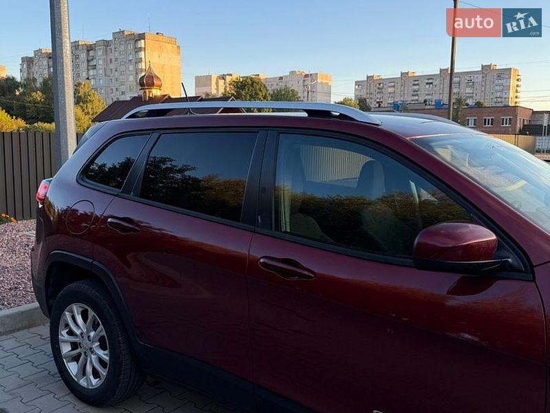 Внедорожник / Кроссовер Jeep Cherokee 2020 в Хмельницком