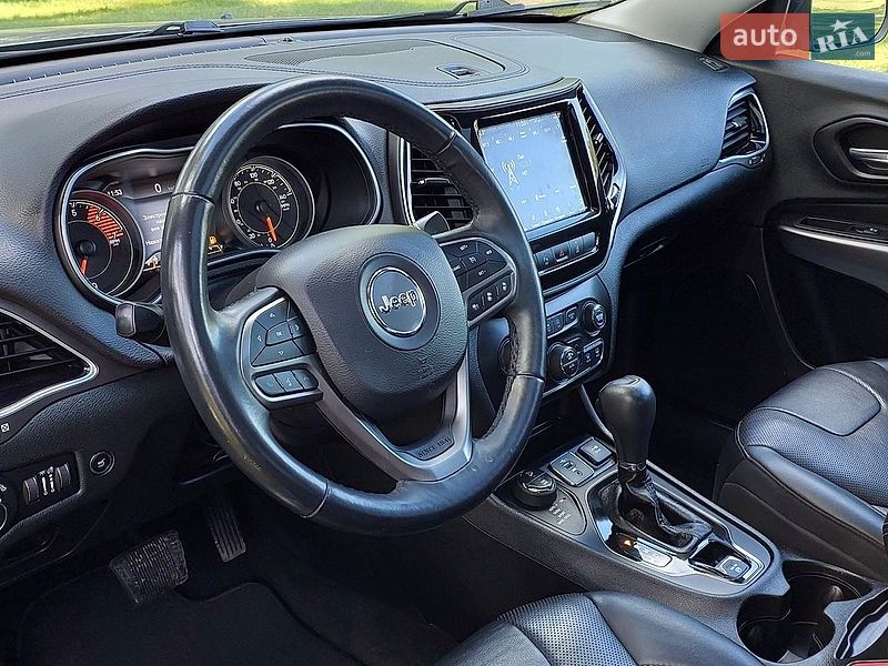 Позашляховик / Кросовер Jeep Cherokee 2019 в Дубні