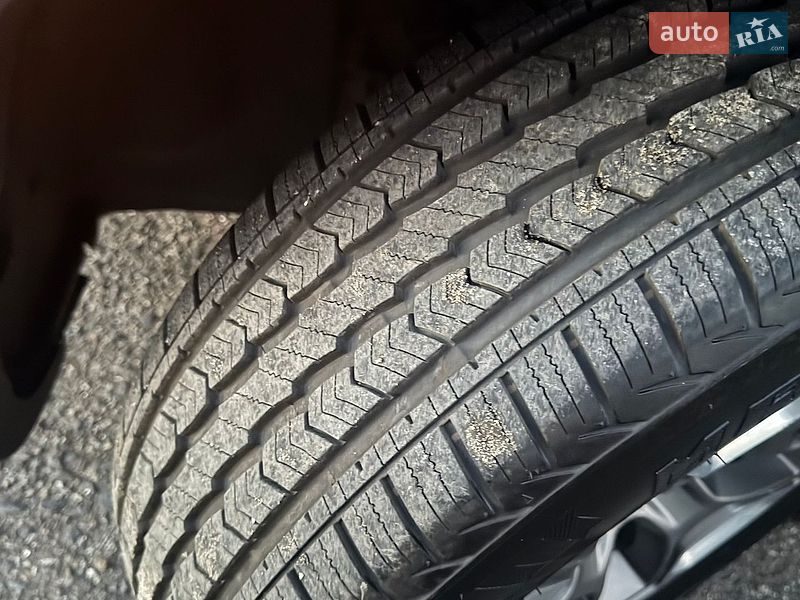 Внедорожник / Кроссовер Jeep Cherokee 2019 в Дубно