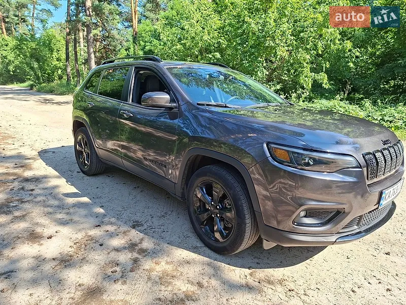 Jeep Cherokee