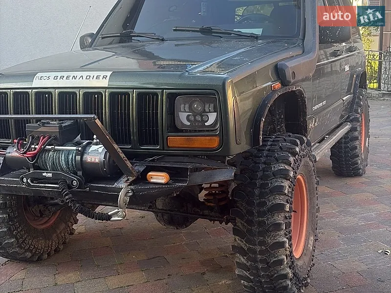 Jeep Cherokee